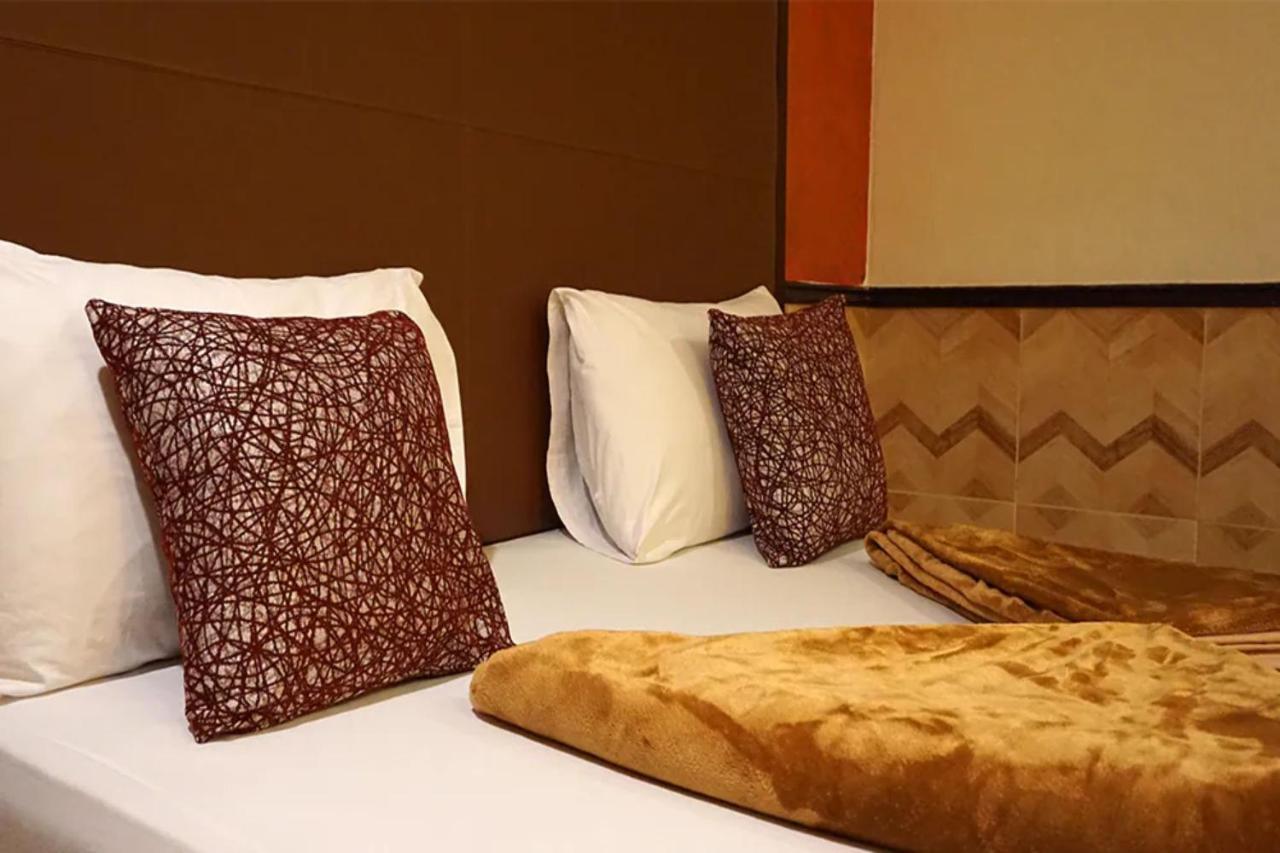 Kaya Place Bangkok Ngoại thất bức ảnh