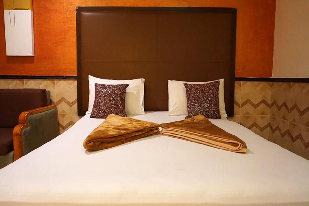 Kaya Place Bangkok Ngoại thất bức ảnh